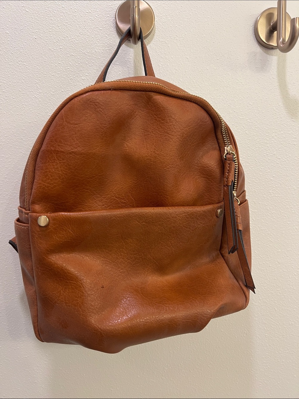 Sole Society Classic Tan Leather Backpack - Stylish Everyday Bag